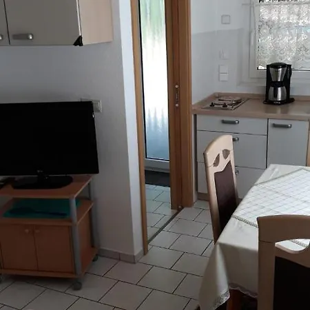 Ferienwohnung Regina Grauer شقة